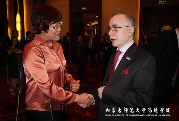 巴基斯坦伊斯兰共和国76周年国庆招待会在京yl8cc永利行 ——我院外事办史丽珍主任出席