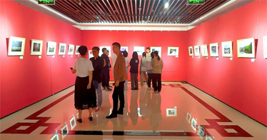 鸿德艺术设计系yl8cc永利办2023年春季写生摄影作品展